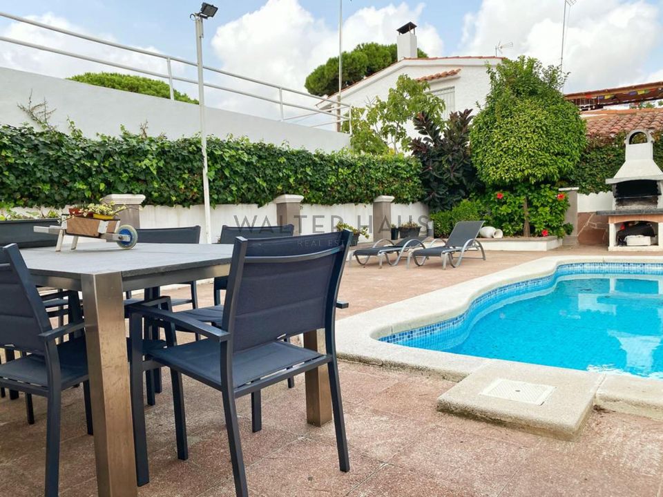 Landsbyhus i Castelldefels, Barcelona - foto 1